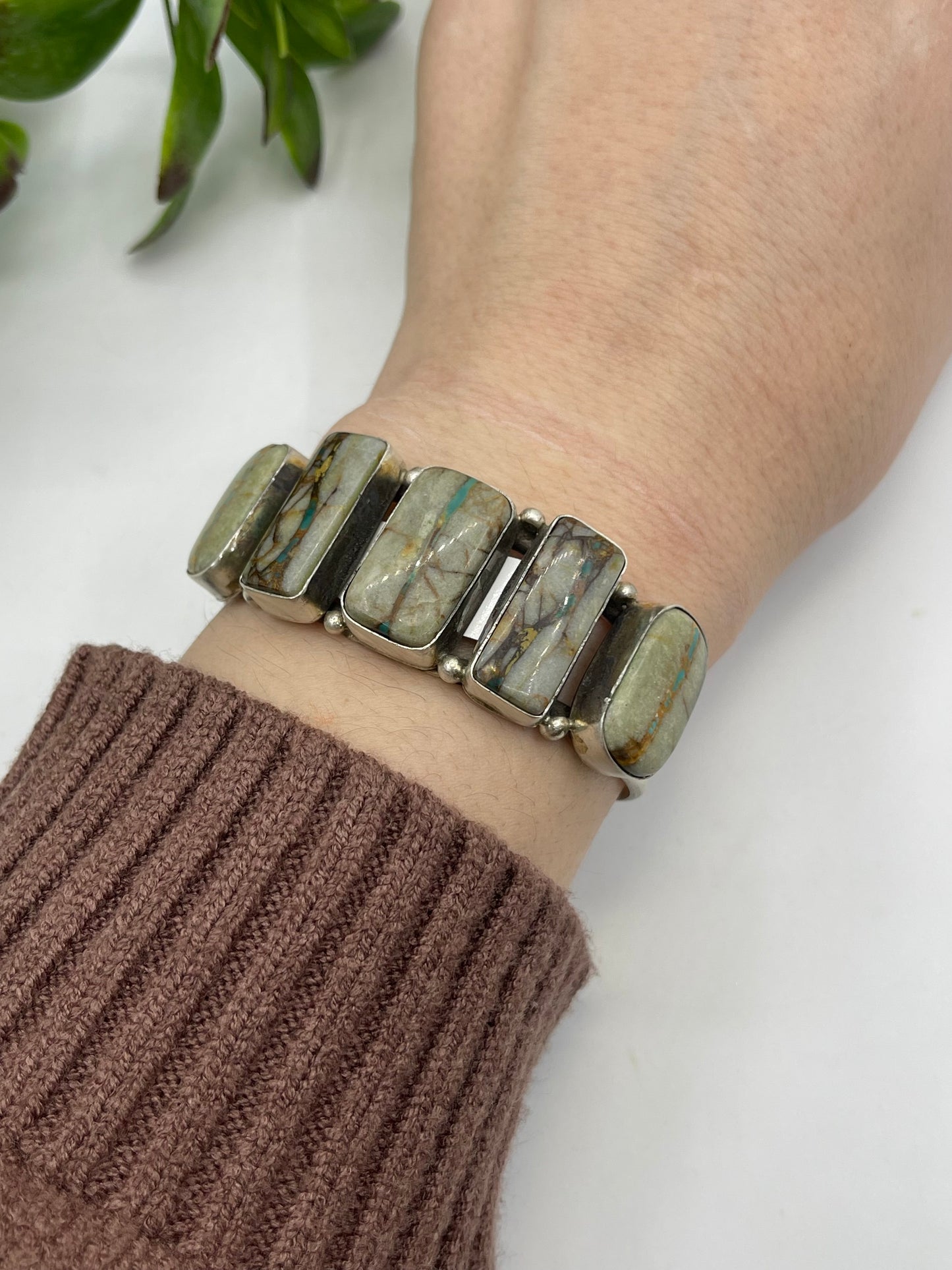 5.5" - 7" 5 Stone Royston Ribbon Turquoise Cuff
