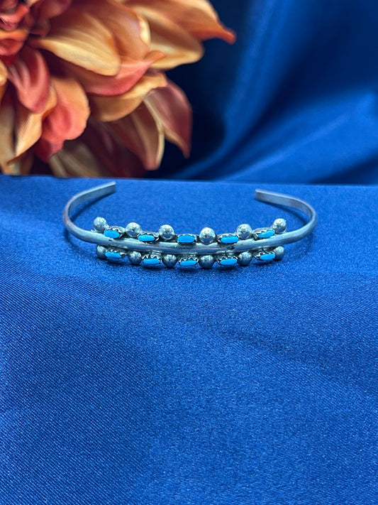 5.5" - 6.5" Zuni Needlepoint Bracelet Cuff