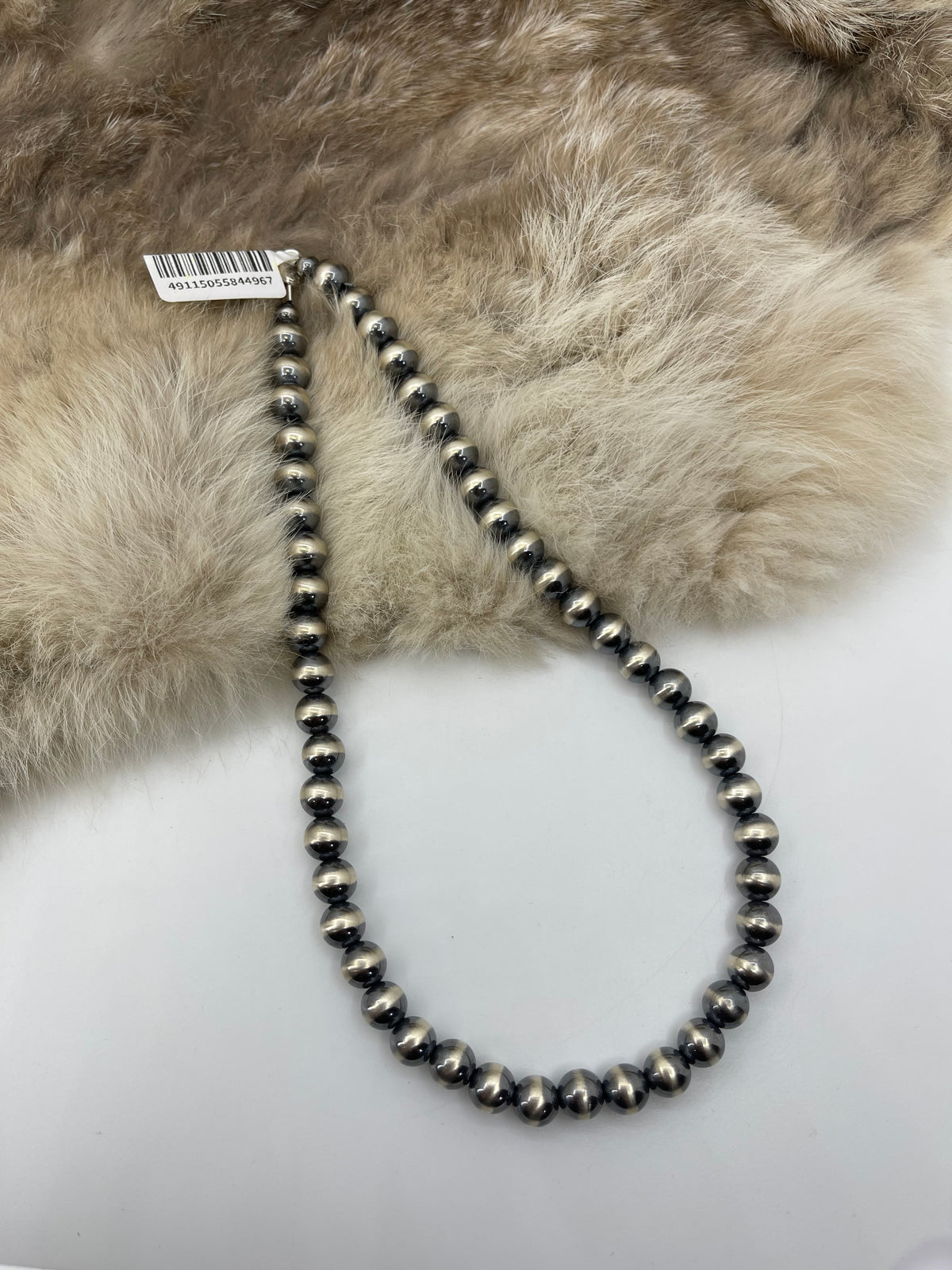 16” 8MM Navajo Style Pearls