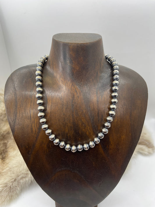 16” 8MM Navajo Style Pearls