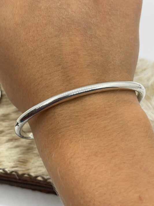 6"-7" Round Wire Cuff by Elaine Tahe, Navajo