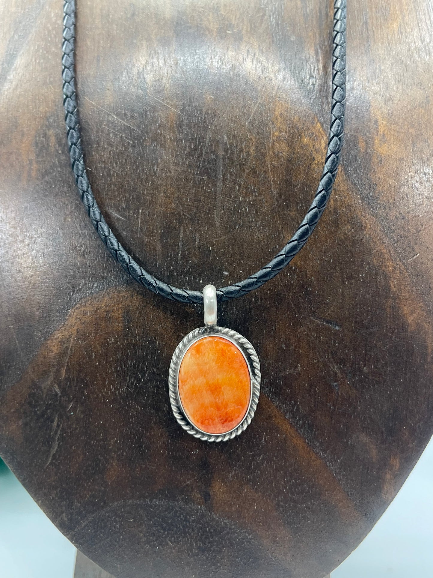 18" Orange Spiny Oyster Pendant Necklace