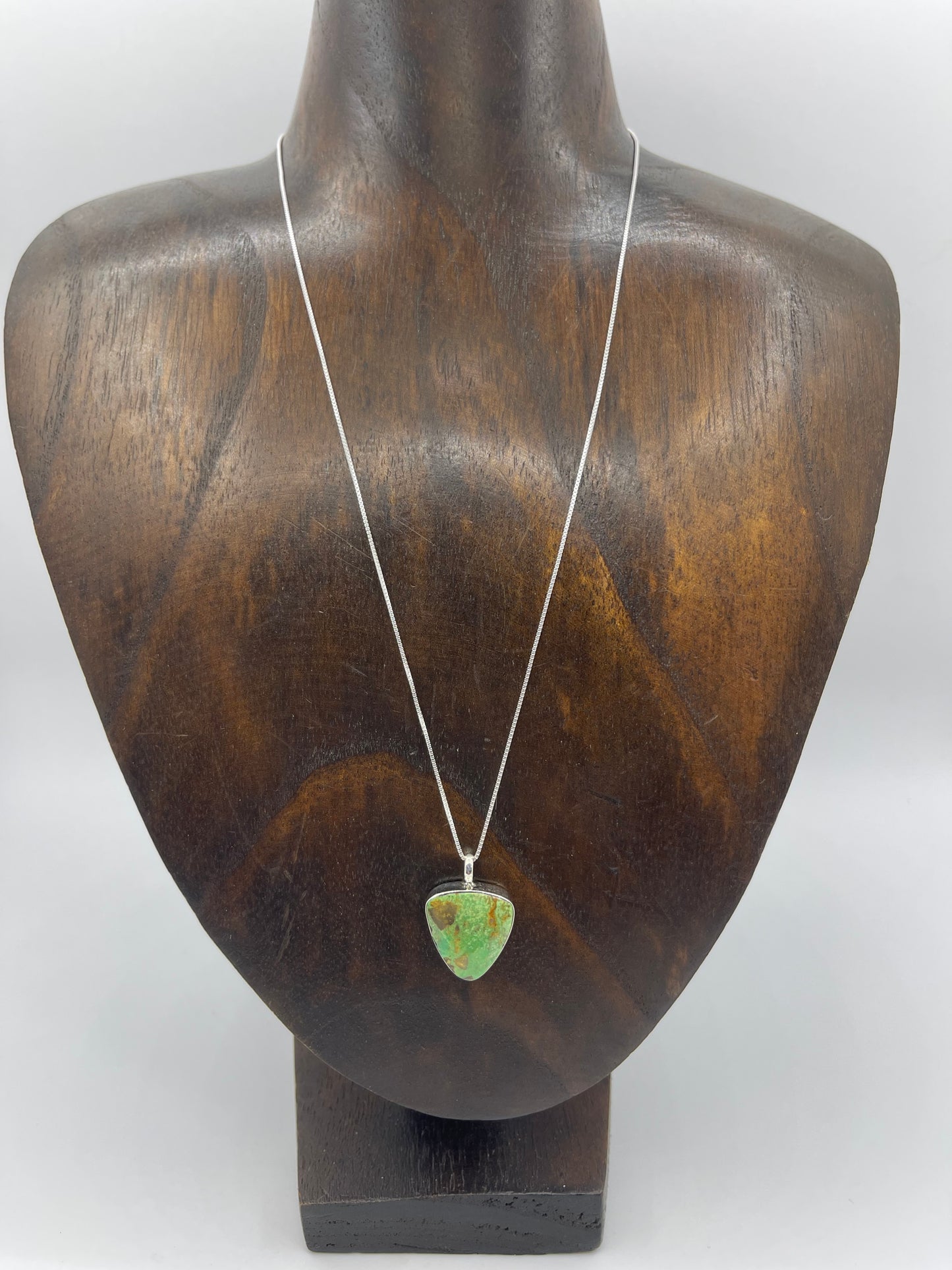 18” Green Gaspeite Single Stone Necklace by David Lopez, Navajo