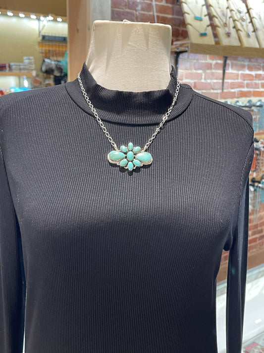 18" 9 Stone Turquoise Cluster Necklace