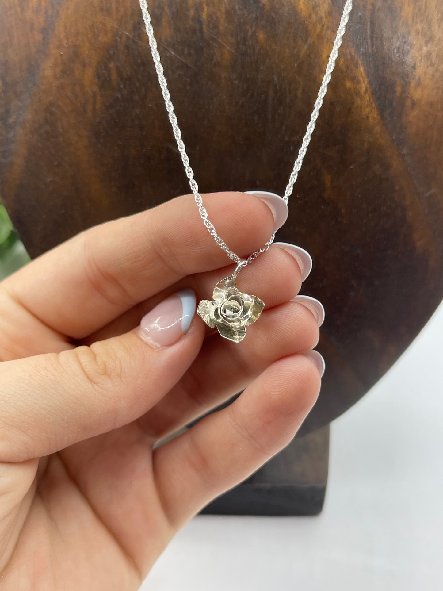 18" SILVER ROSE PENDANT BY ROBBIE SANCHEZ, ZUNI