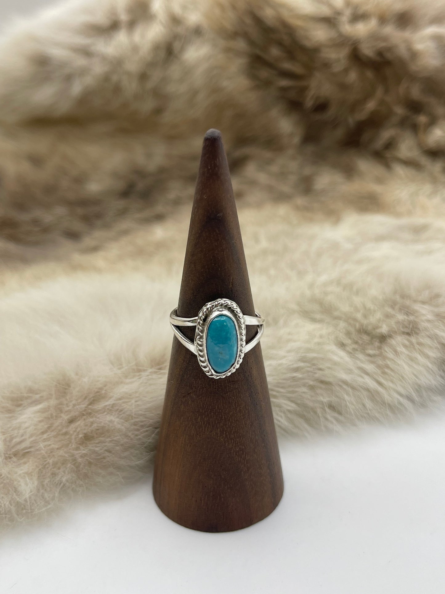 7.0 Single Oval Turquoise Ring by Gerald Joe, Navajo