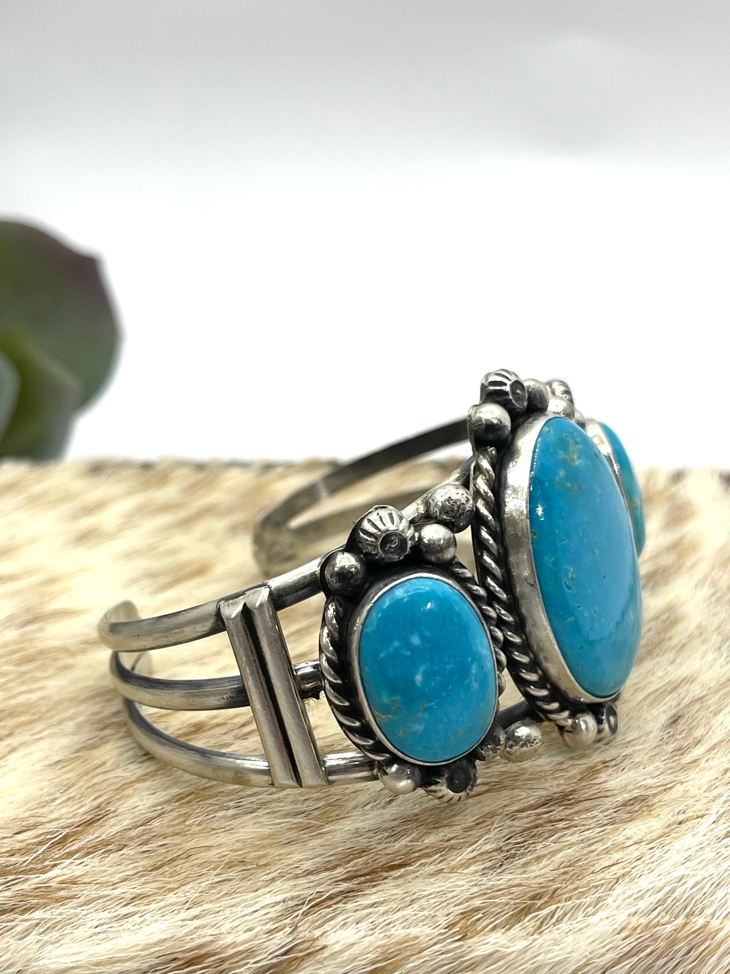 6" - 6.75" Kingman Turquoise Cuff