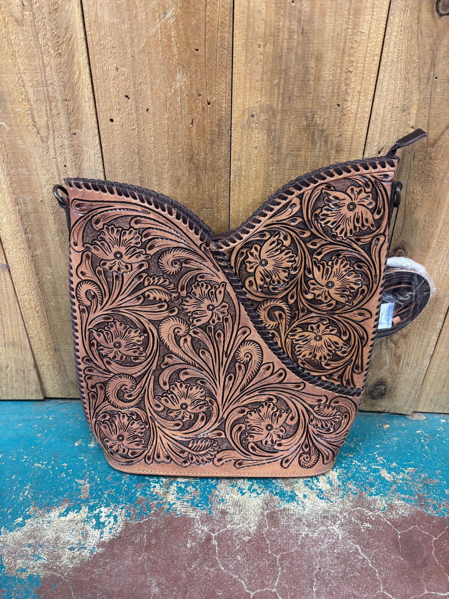 Brown Tulip Shaped Flower Tooled Leather Purse