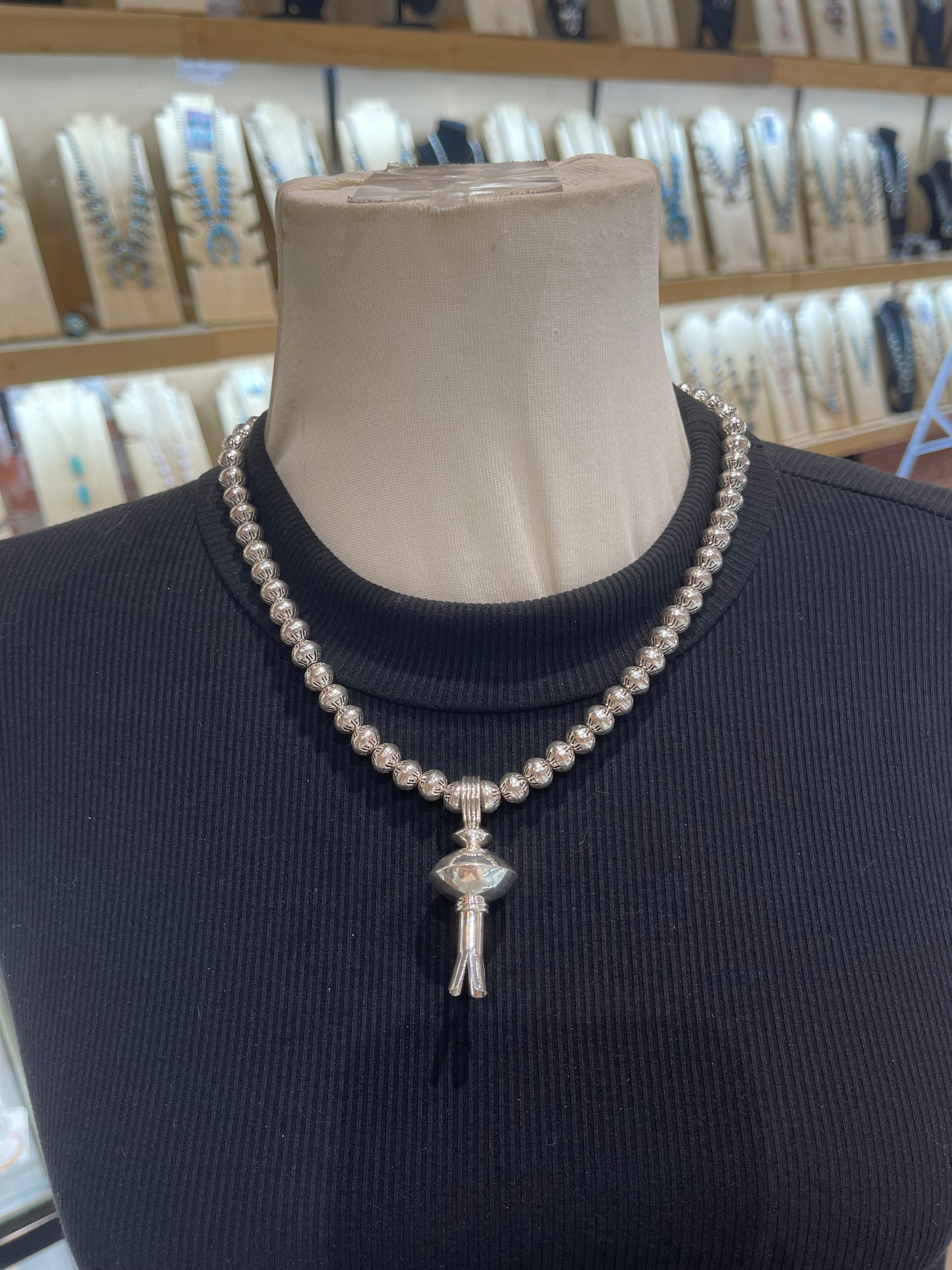 18" Handmade Navajo Pearl Necklace