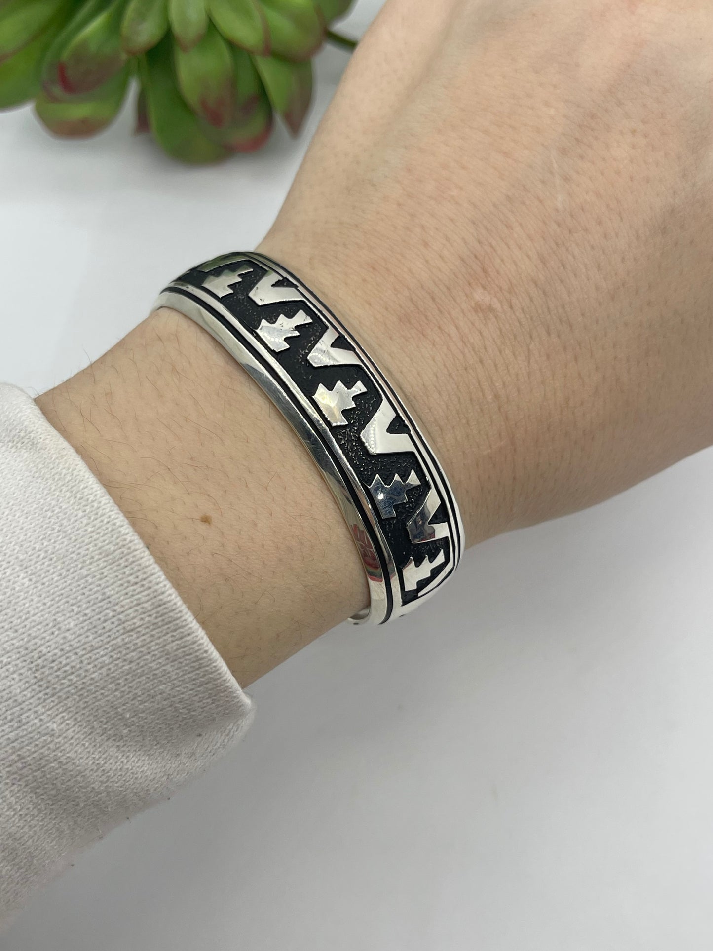 6" - 7.25" Silver Overlay Cuff