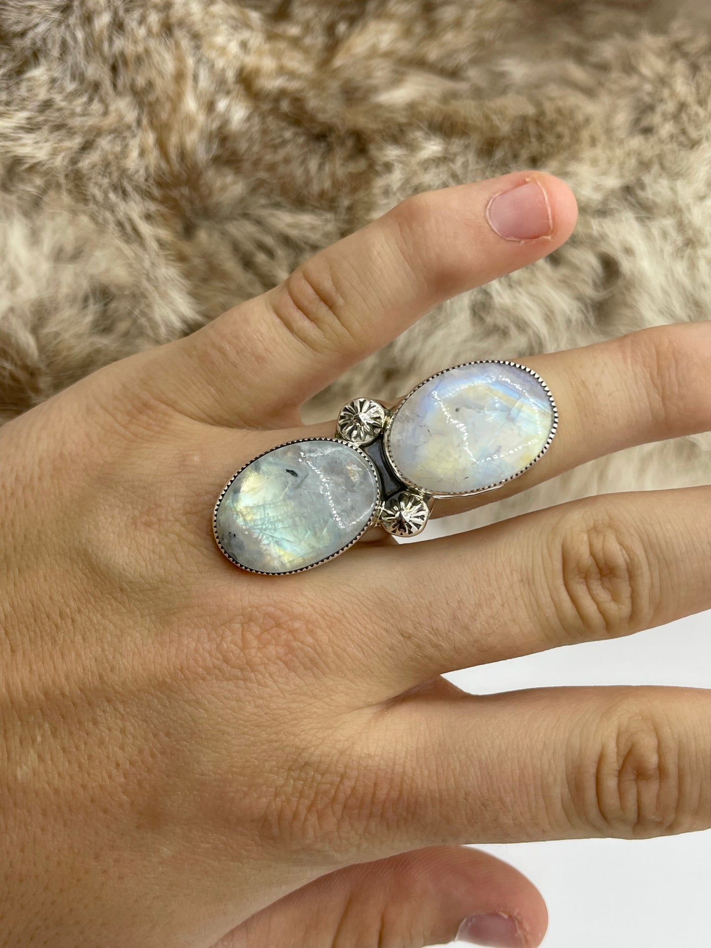 7.0 Moonshine Ring by Joelias Draper