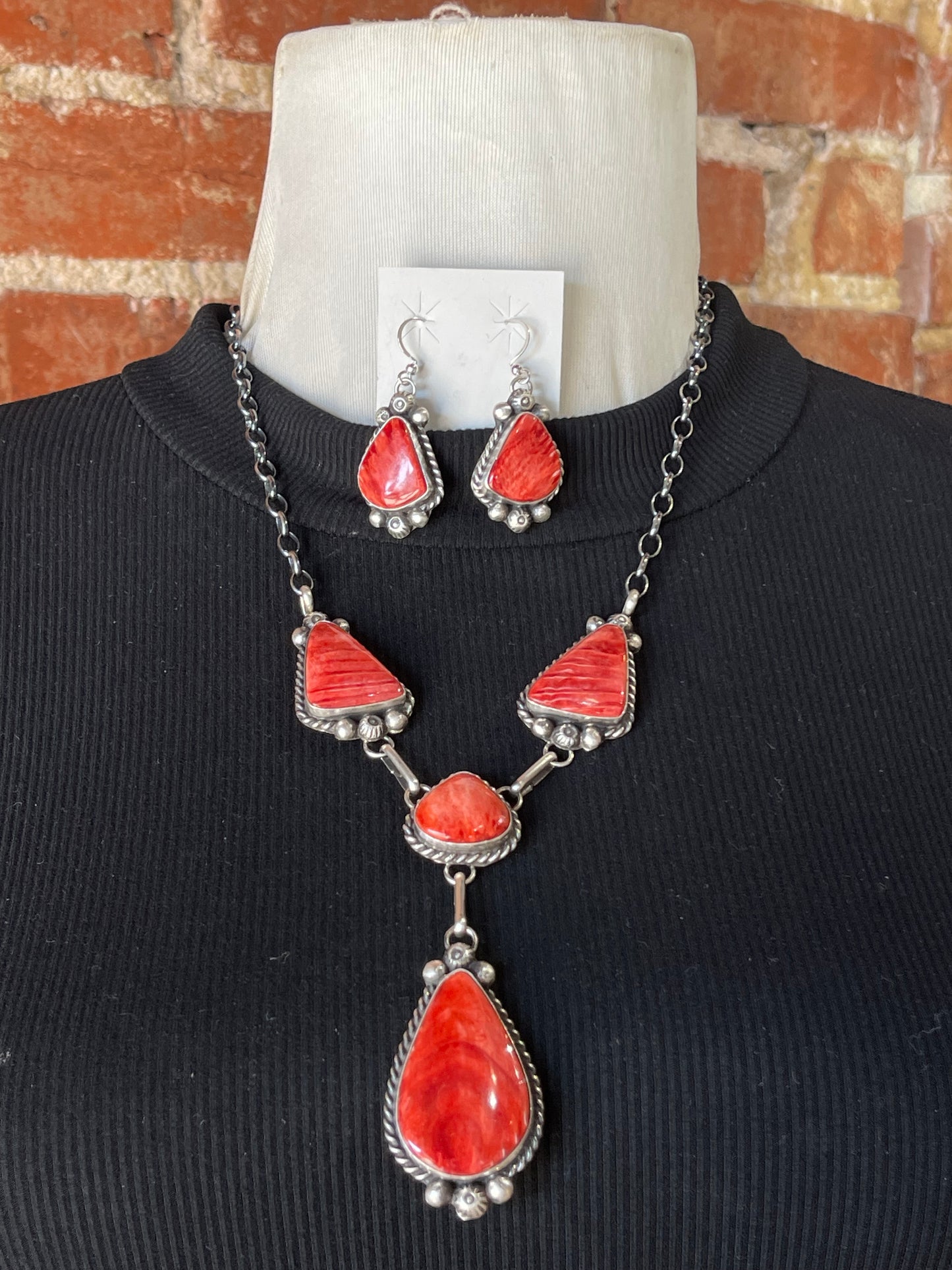 LOT 4 5/31 20" Red Spiny Oyster Lariat Set by Augustine Largo, Navajo