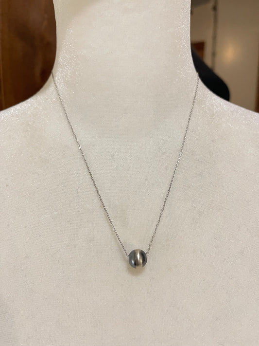 18" 10mm Silver Navajo Pearl Necklace