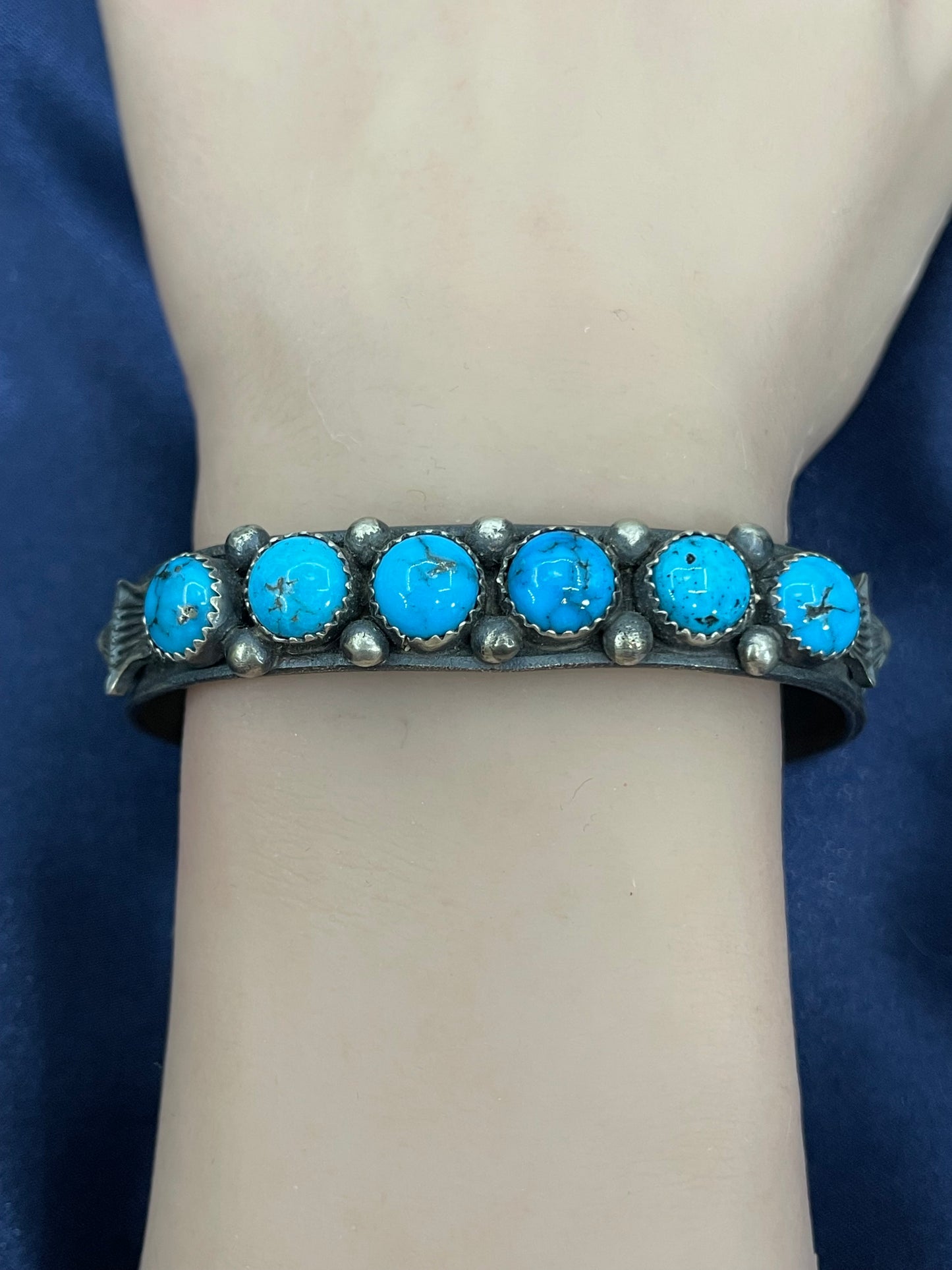 6.75" - 7.25" 6 Stone Turquoise Cuff