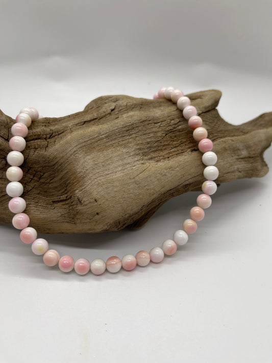 18" 8mm Pink Conch Shell Necklace