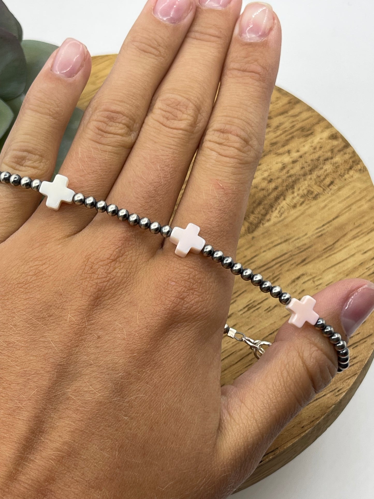 9"+1" Pink Conch Shell and 3mm Navajo Pearls Anklet