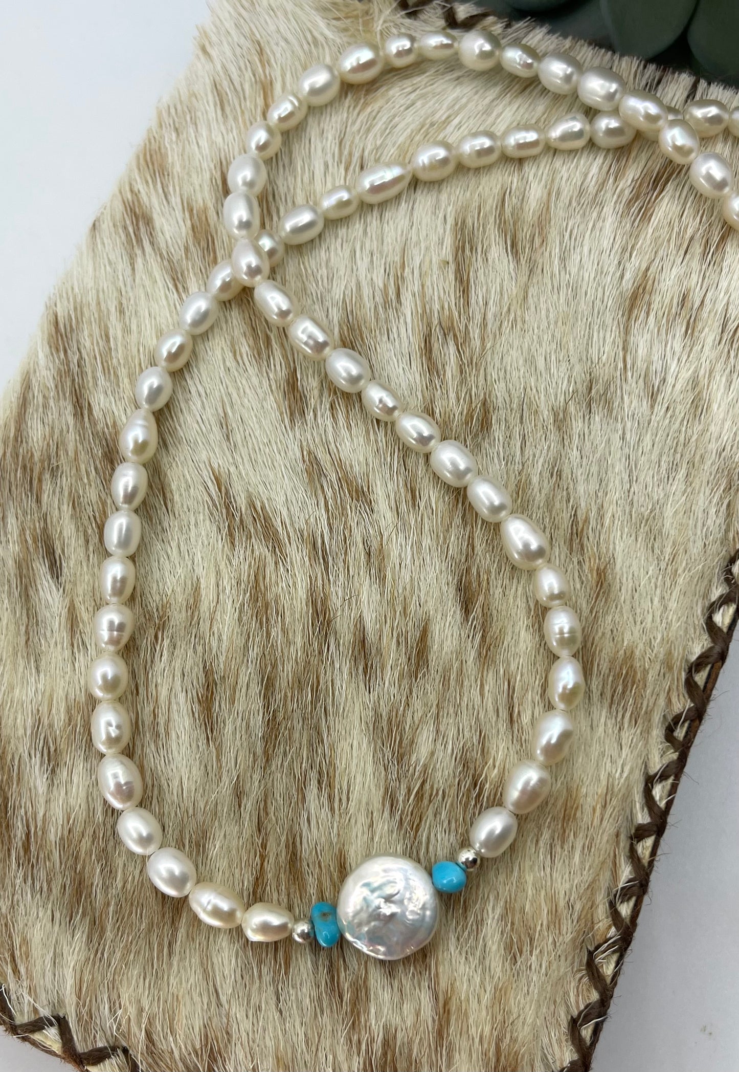 18" Freshwater Pearls Necklace with Sleeping Beauty Turquoise