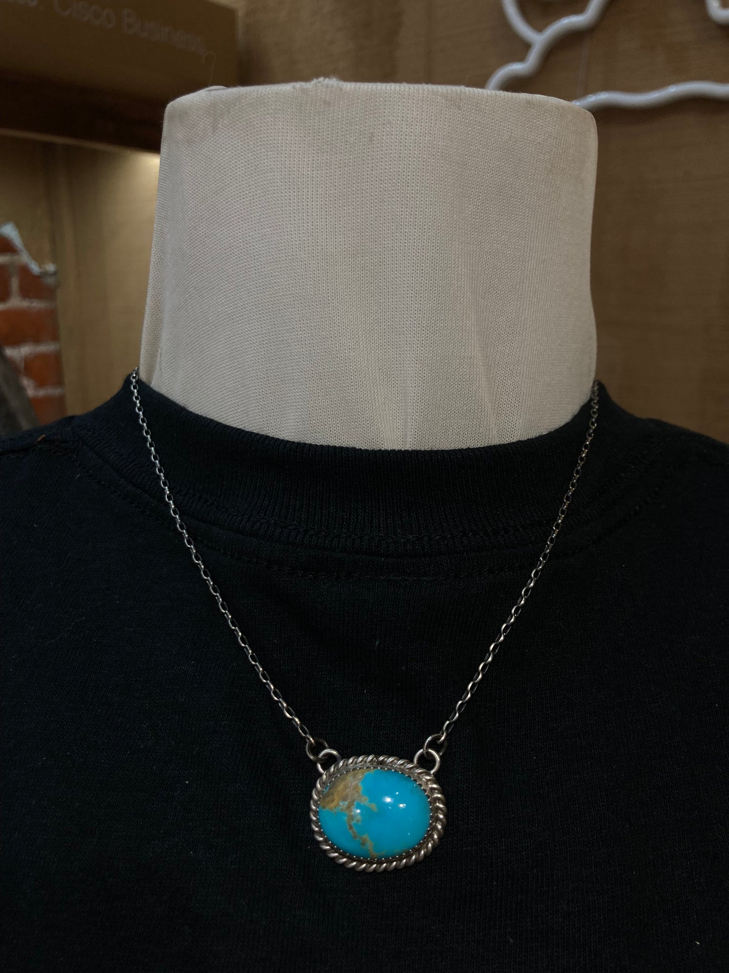 16" Kingman Turquoise Oval Necklace