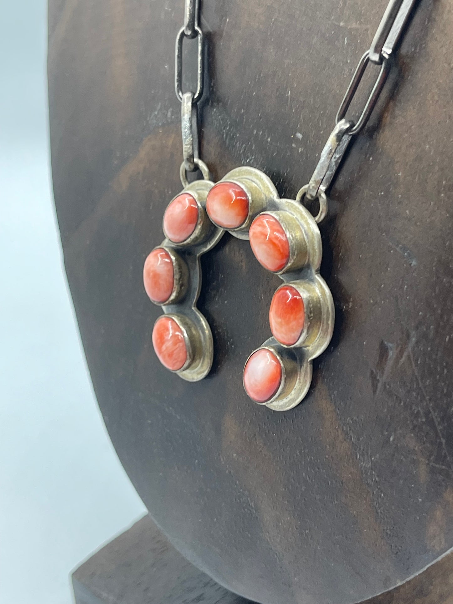 18” Red Spiny Oyster Shell Naja Necklace