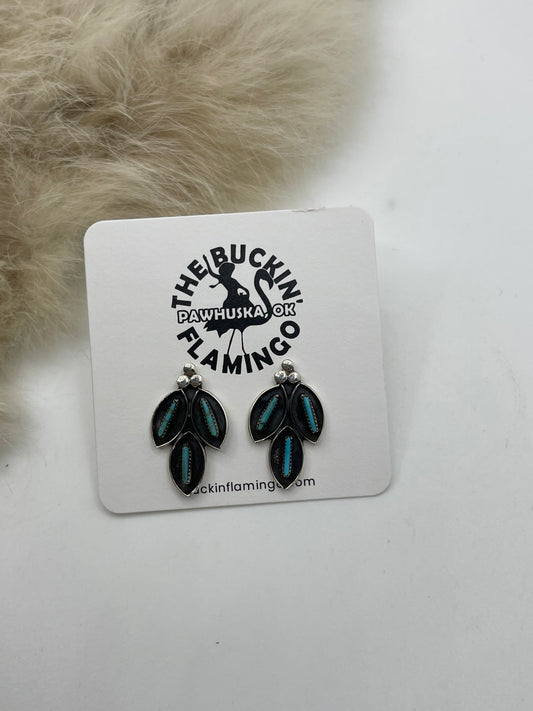 3 Leaf Zuni Needlepoint Post Earring by Fernando Othole, Zuni