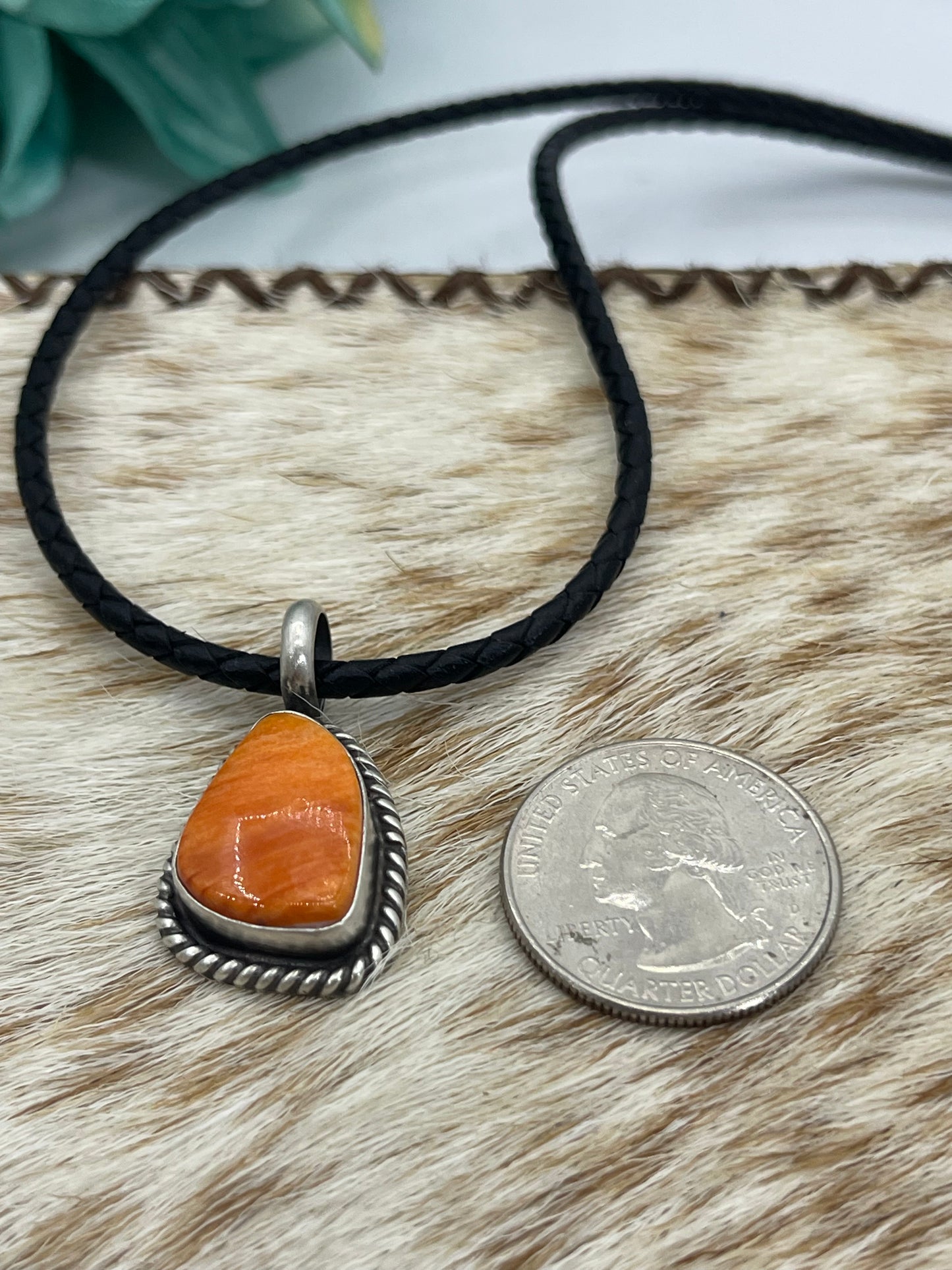 18" Orange Spiny Oyster Necklace