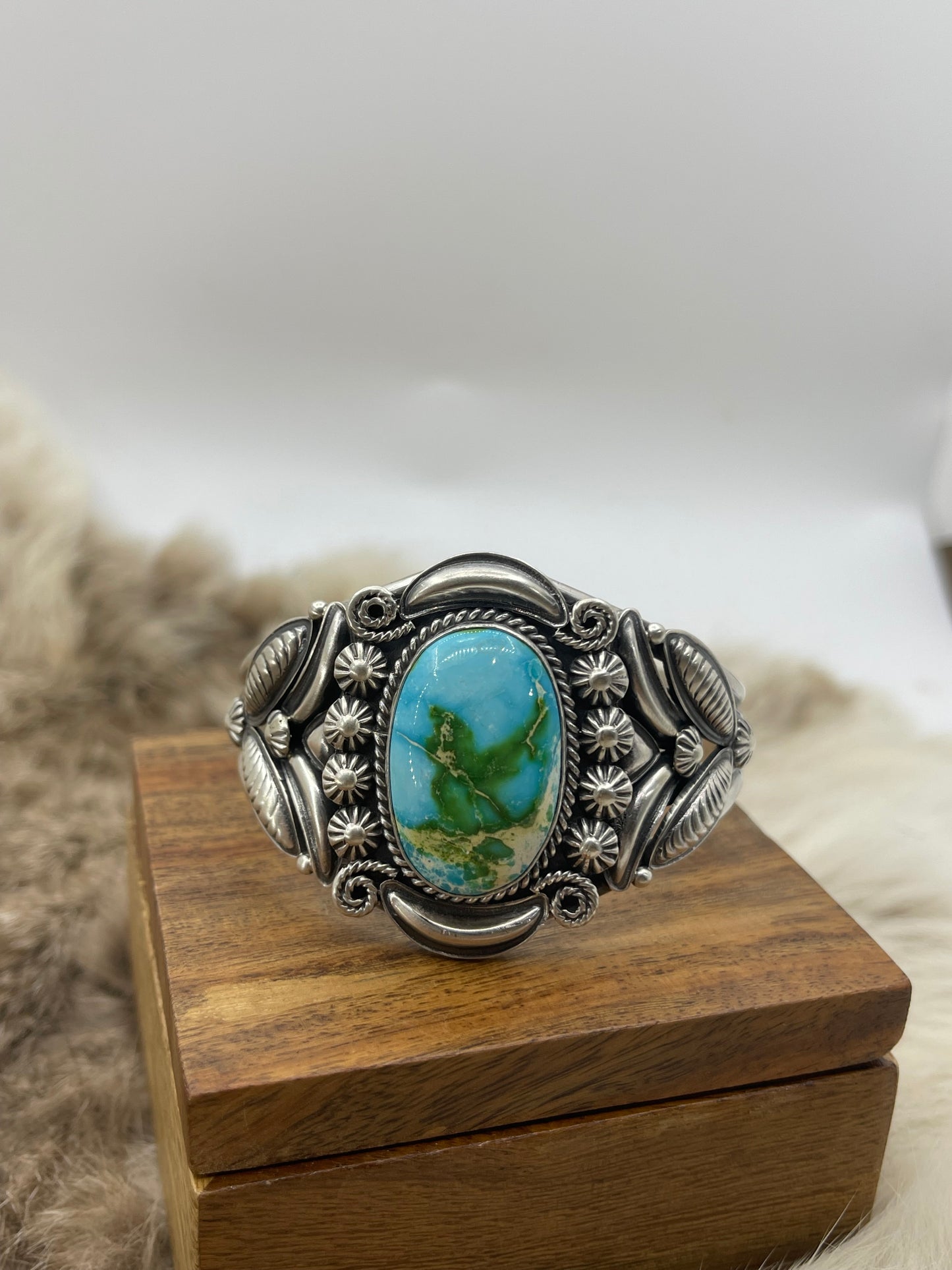 Sonoran Gold cuff by "DG", Navajo