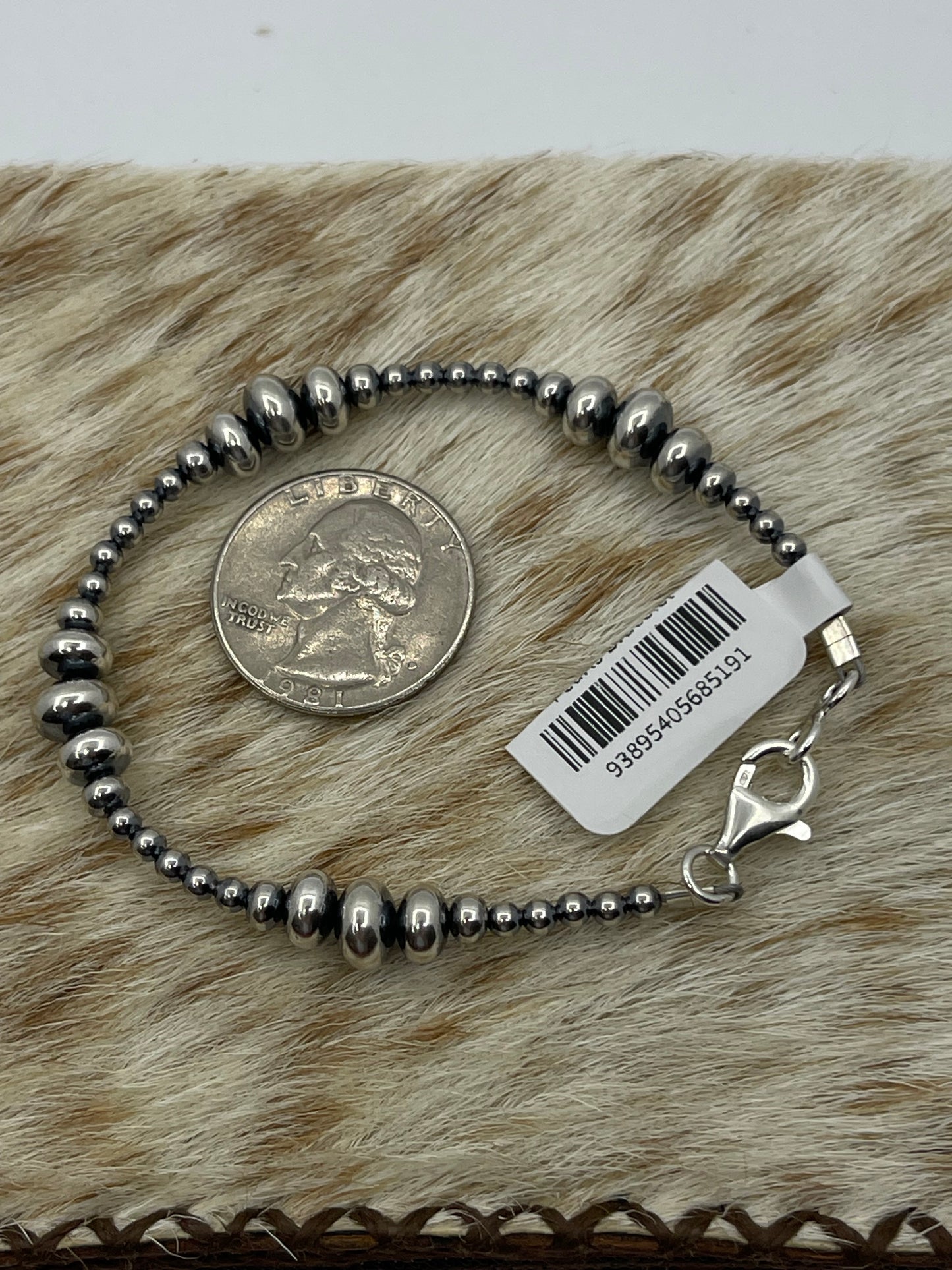 6 3/4" 3mm-8mm Navajo Rondelle Pearls Bracelet