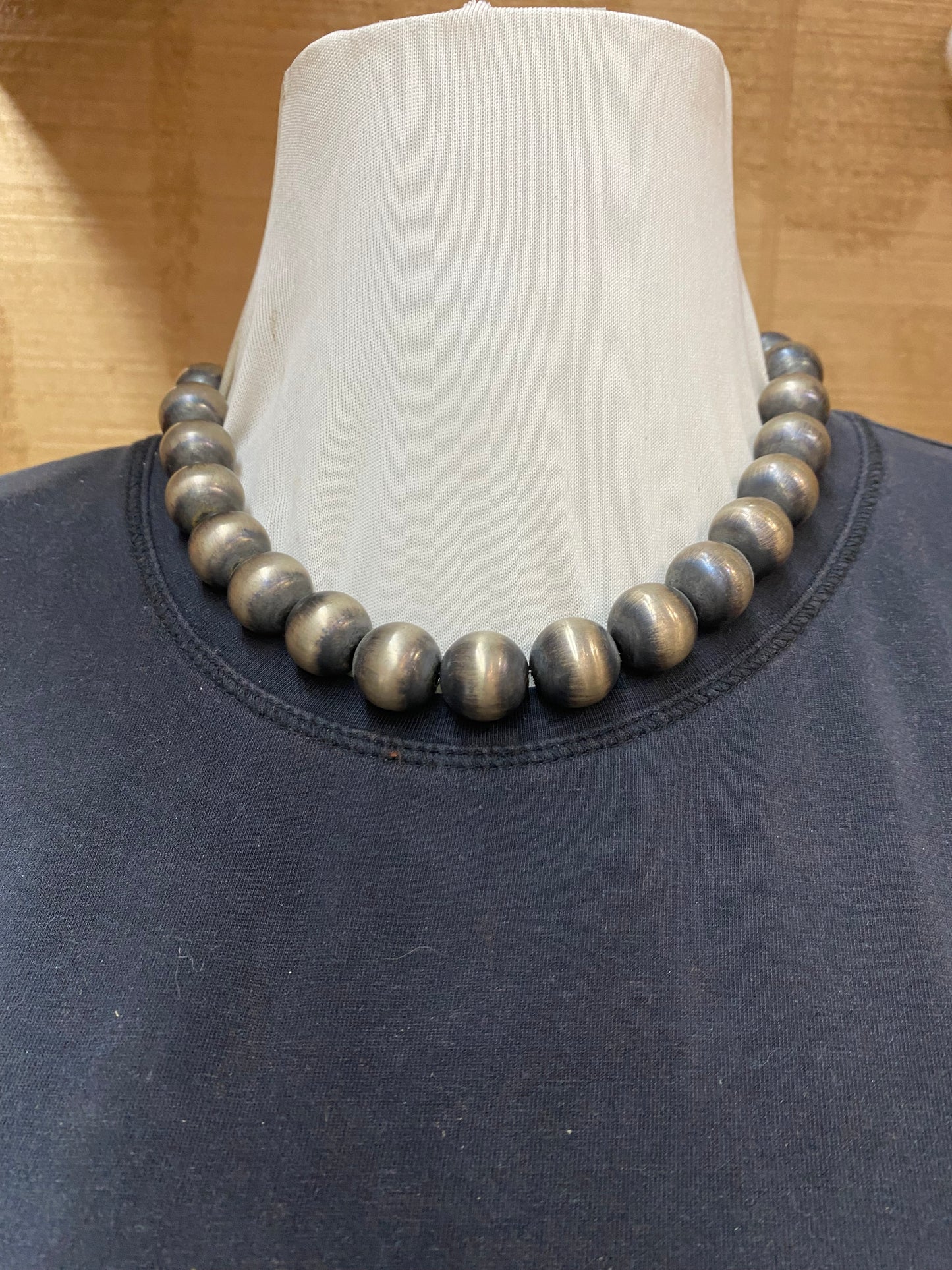 18" 16mm Navajo Style Pearls