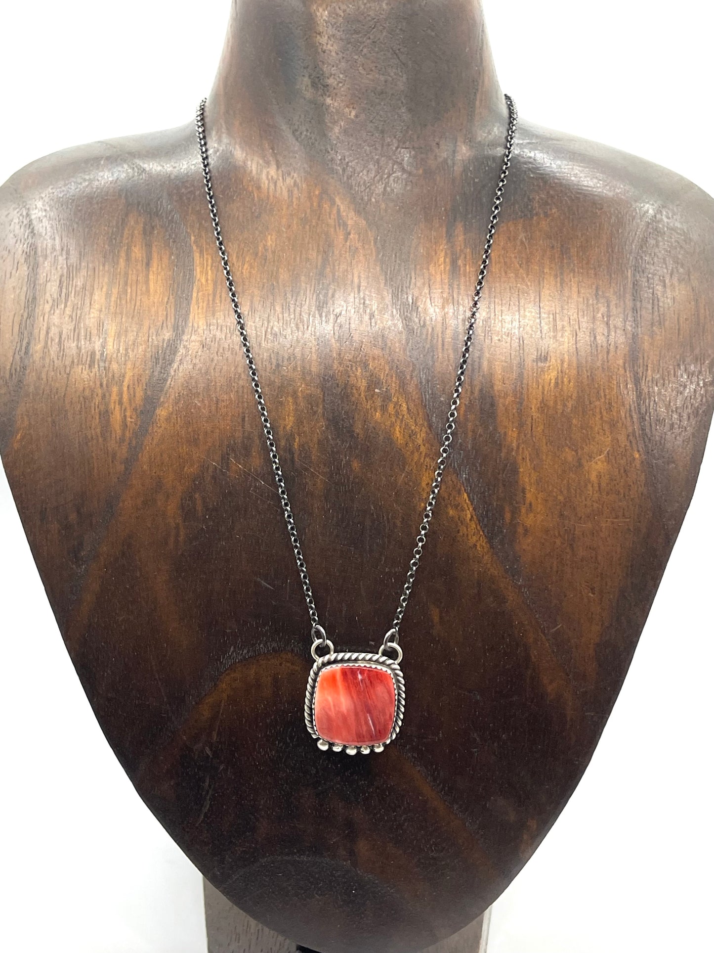 16" Red Spiny Oyster Necklace by Freda Martinez, Navajo