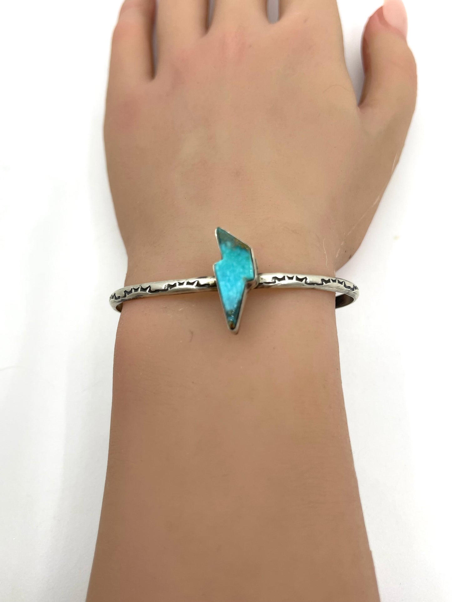 6" - 7.25" Kingman Turquoise Bracelet