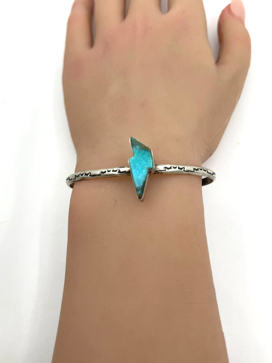 6" - 7.25" Kingman Turquoise Bracelet