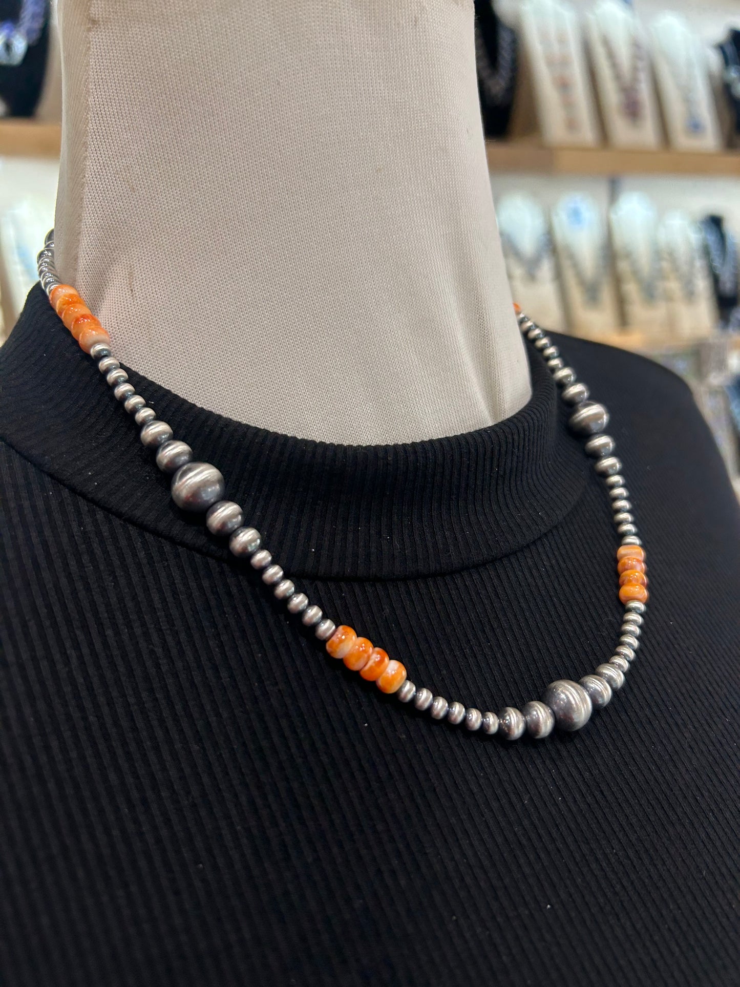 19"+1.5" Orange Spiny Oyster Navajo Pearl Necklace