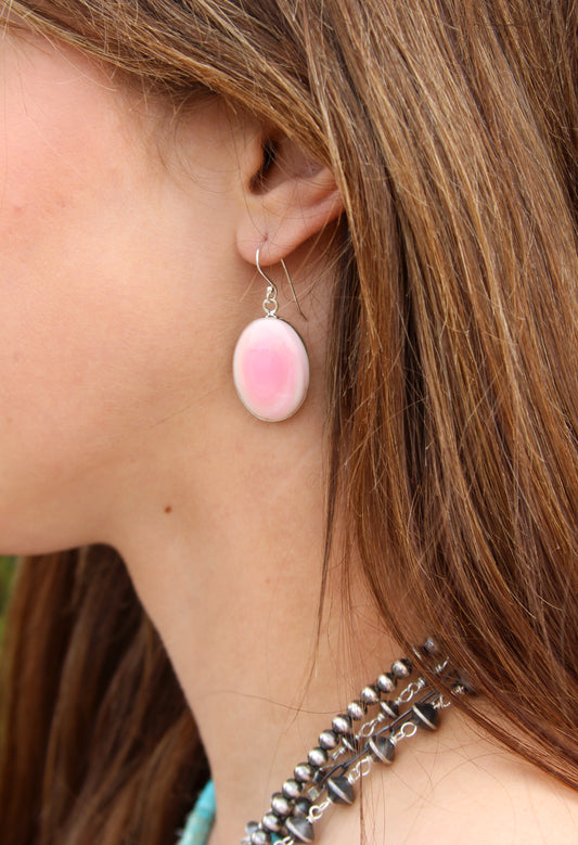 Pink Conch Shell Dangle Oval Earrings