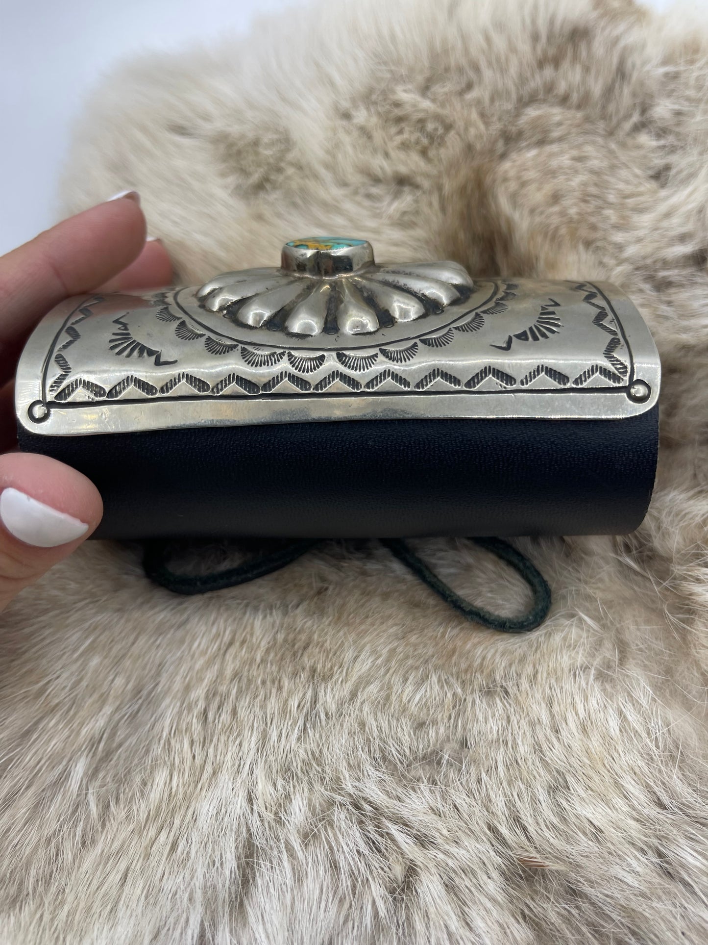 7 1/4" Thunder Moutain Turquoise Concho Bow Guard