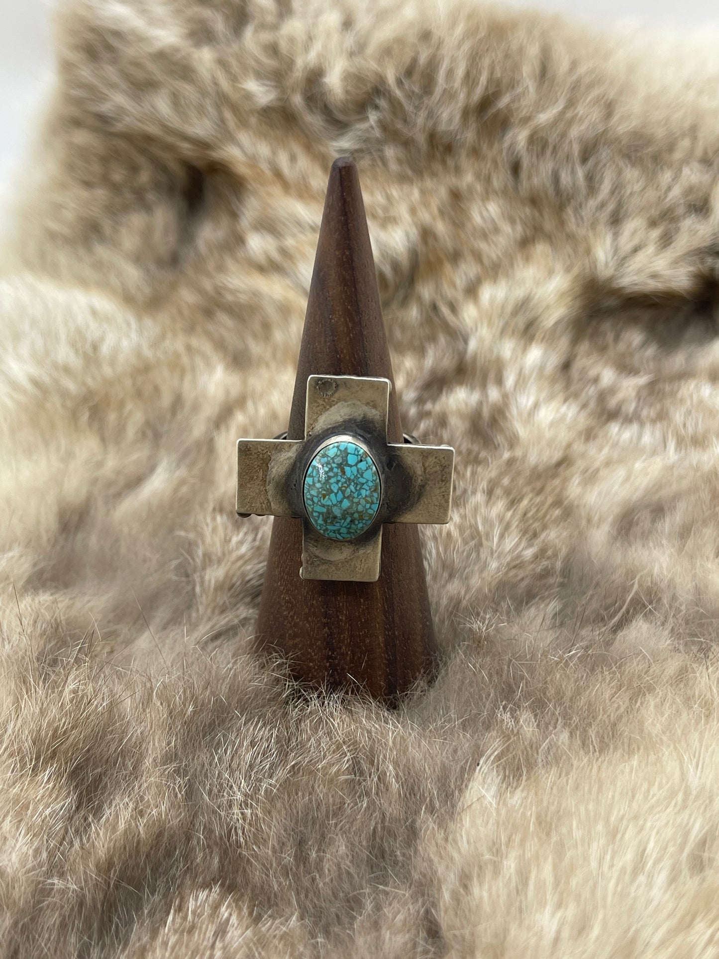 9.0 Spiderweb Turquoise Cross Ring