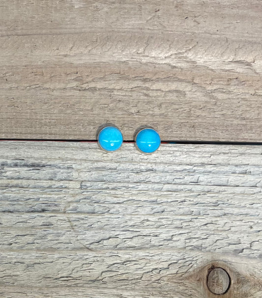 Sleeping Beauty Circle Stud Earrings