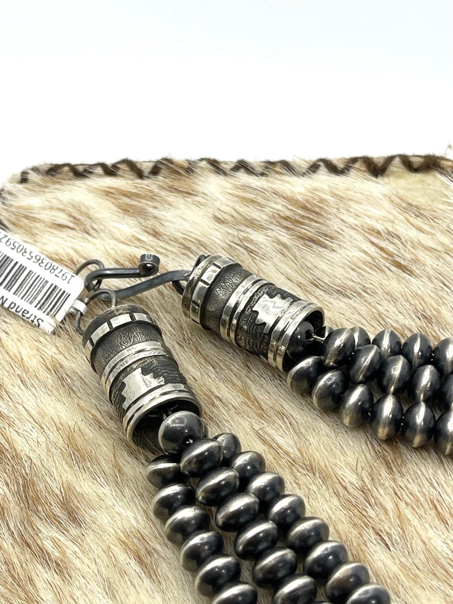 19" - 22" Handmade Navajo Pearl 3 Strand Necklace
