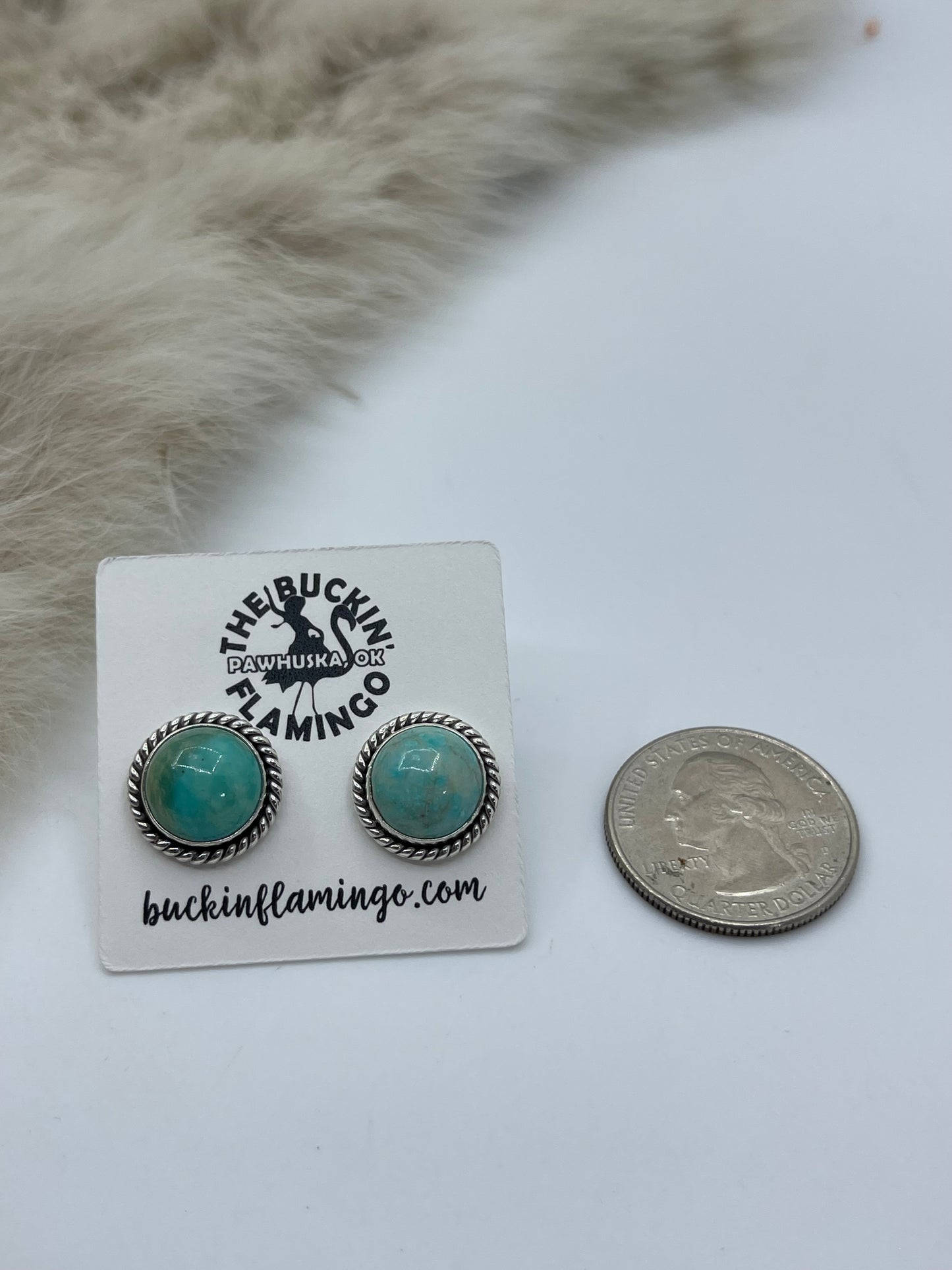 Kingman Turquoise Round with Rope Border 13mm Post in Middle