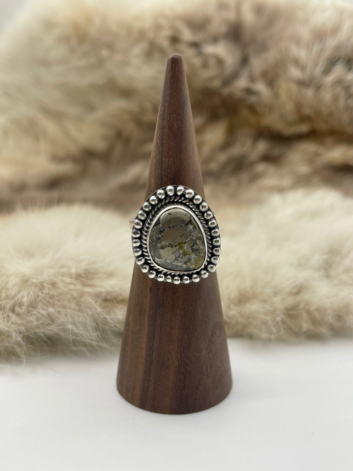 7.0 Palomino Ring