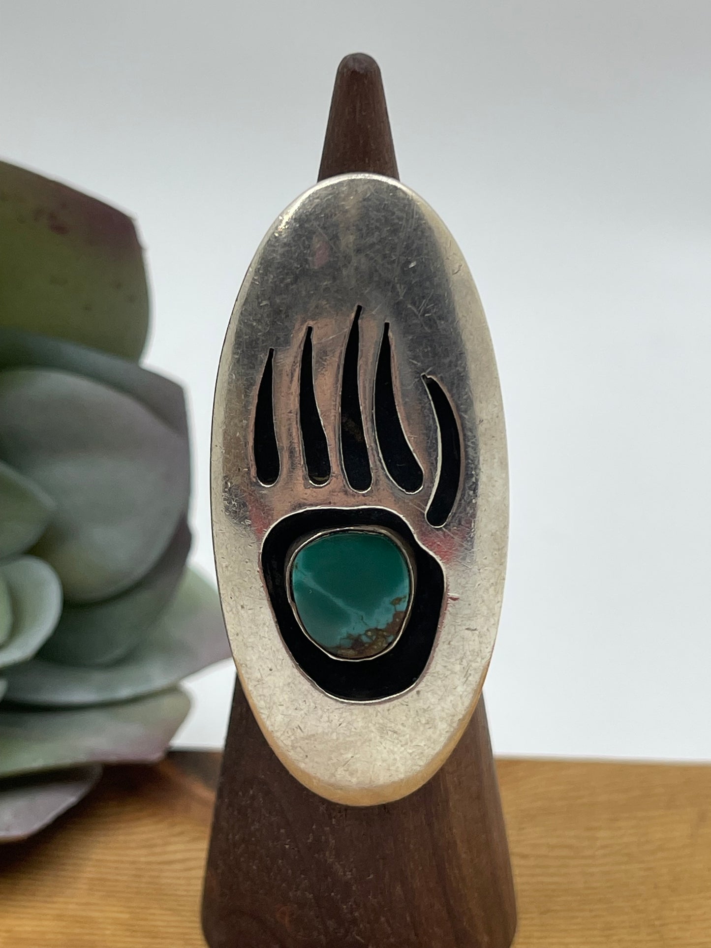6.0 Turquoise Bear Paw Shadowbox Oval Ring