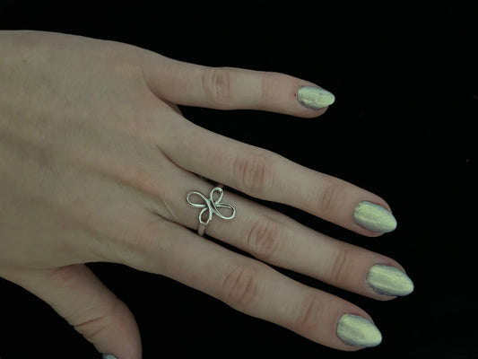 6.0 Sterling Silver Loop Ring