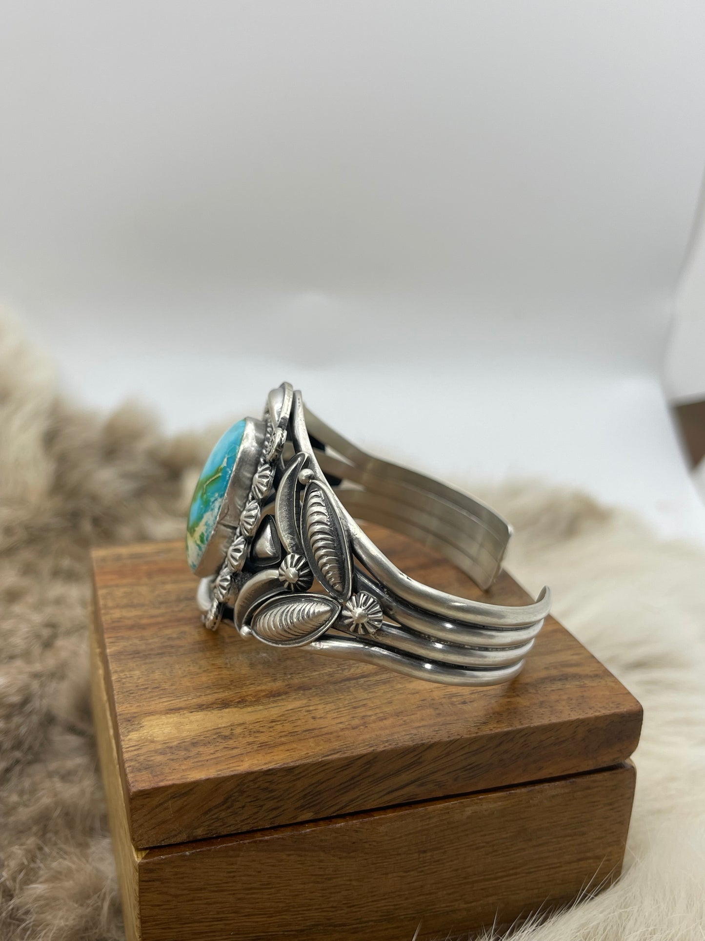 Sonoran Gold cuff by "DG", Navajo