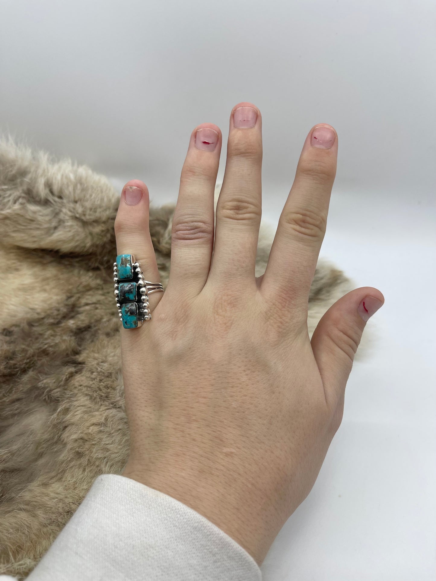 7.0 3 Stone Kingman Ring