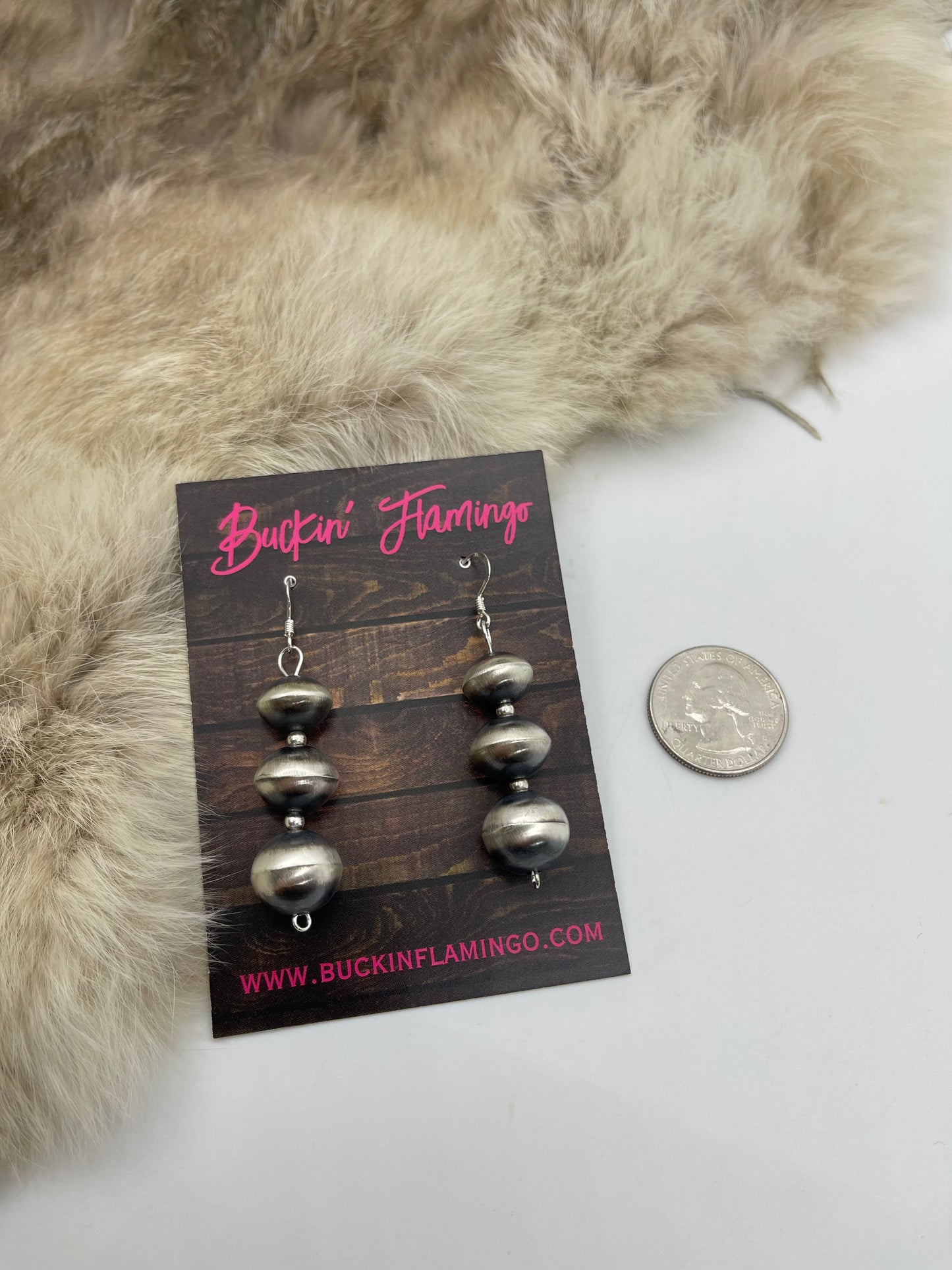 32" Handmade Navajo Pearl With Large Pill Head Necklace With Earrings By Sharon Cooley, Navajo