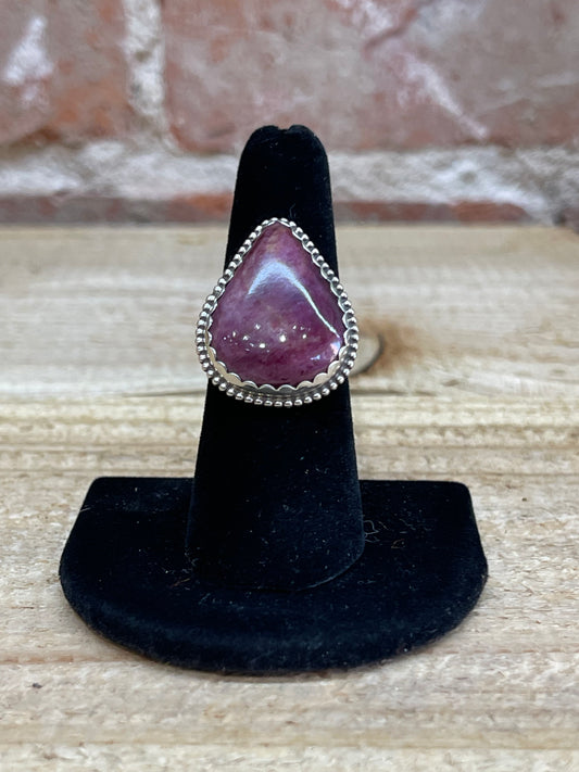 6.5 Purple Spiny Oyster Ring by B. Ataho, Navajo