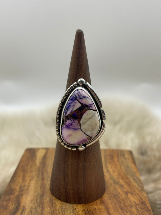 8.0 Lavendar Dahlia Ring By Joelias Draper, Navajo