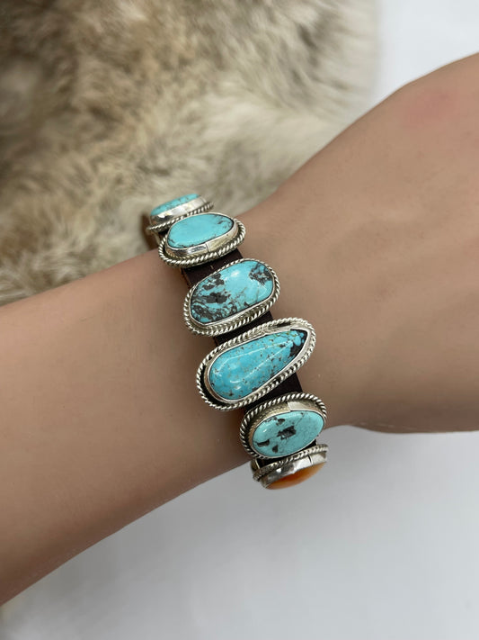6.25”-9” 7 Stone Turquoise & Spin Oyster Bracelet on Leather by “BW”, Navajo