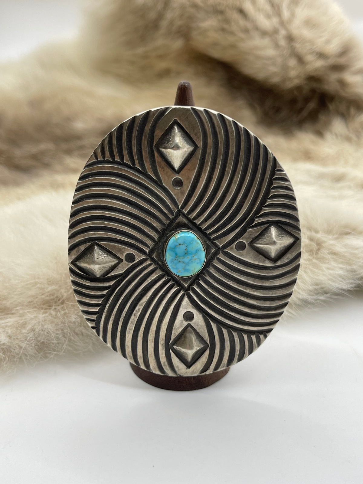9.0 XL Conch Ring with Kingman Turquoise by Calvin Martinez, Navajo