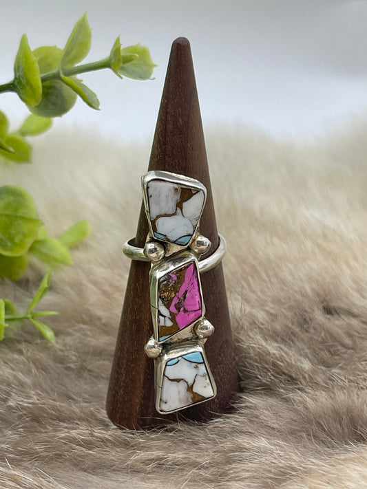 Adjustable 3 Stone Cotton Candy Ring by Jude Candeleria, Zuni