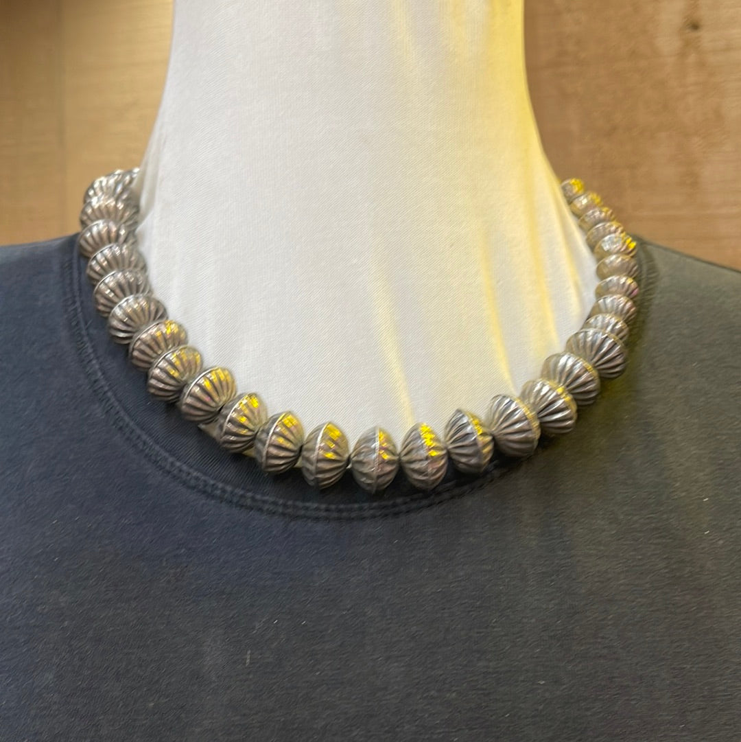 Handmade Stamped Navajo Pearl and Earring Set